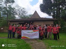 STUDY BUNDING BUMDES BERSAMA PAMONG KALURAHAN DI PURI MATARAM