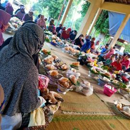 TRADISI SELIKURAN DI KALURAHAN SEMANU