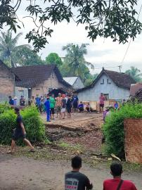 TINDAK LANJUT TENTANG RUMAH AMBRUK MILIK ODGJ DI SEMANU SELATAN