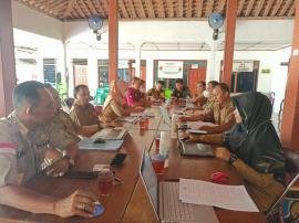 TAHAPAN AWAL RAPAT KOORDINASI PENGISIAN PAMONG KALURAHAN SEMANU