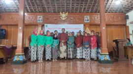 LOMBA LUNG TINAMPI PASRAHING TEMANTEN DI KALURAHAN SEMANU